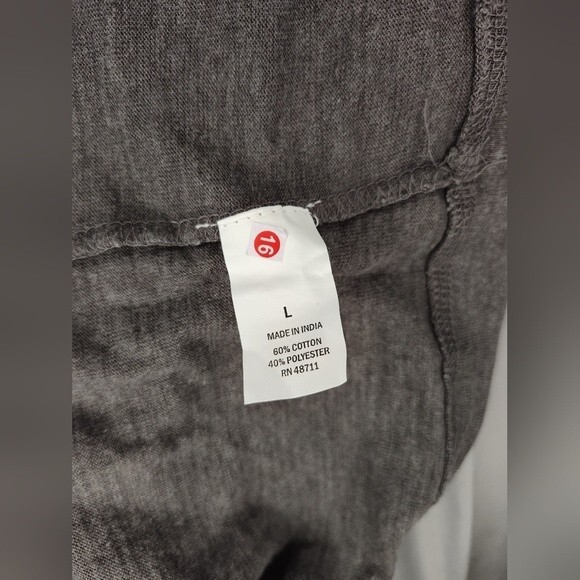 Falls Creek Gray Long Sleeve Crew Neck - Picture 6 of 6